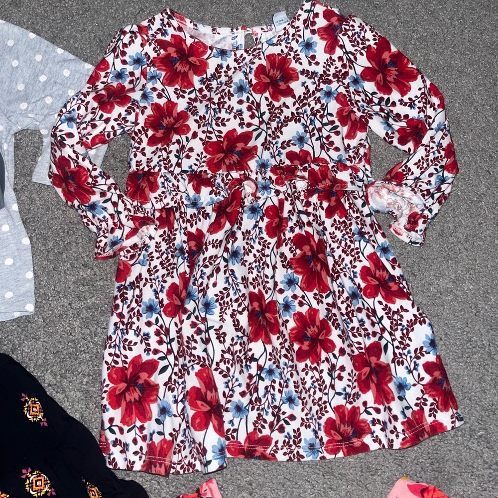 Toddler Girls 2T Winter Clothing Lot - 4 Pieces (3 Dresses & Minnie Mouse Top) - Picture 5 of 5